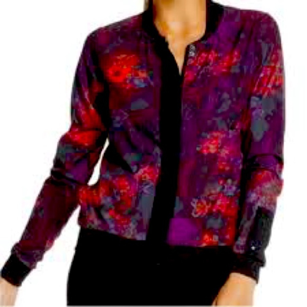 Fabletics Size Small Ithaca Floral Bomber Jacket Limited Edition Romantic Print